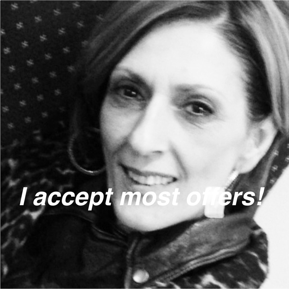 Meet your Posher, Pina